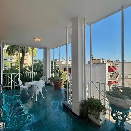 Ariel Apartment *